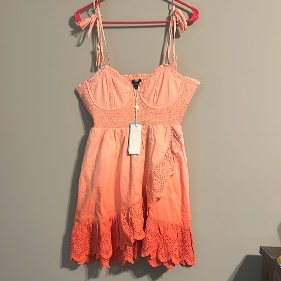 SHORE Dresses & Skirts - SHORE brand peach ombre mini capri tank dress L